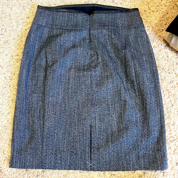 *BRAND NEW* Express - skirt - Picture 3 of 4